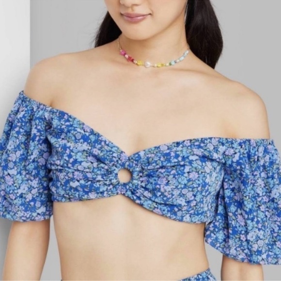 Wild Fable Blue Floral Puff Sleeve Crop Top - Picture 1 of 5